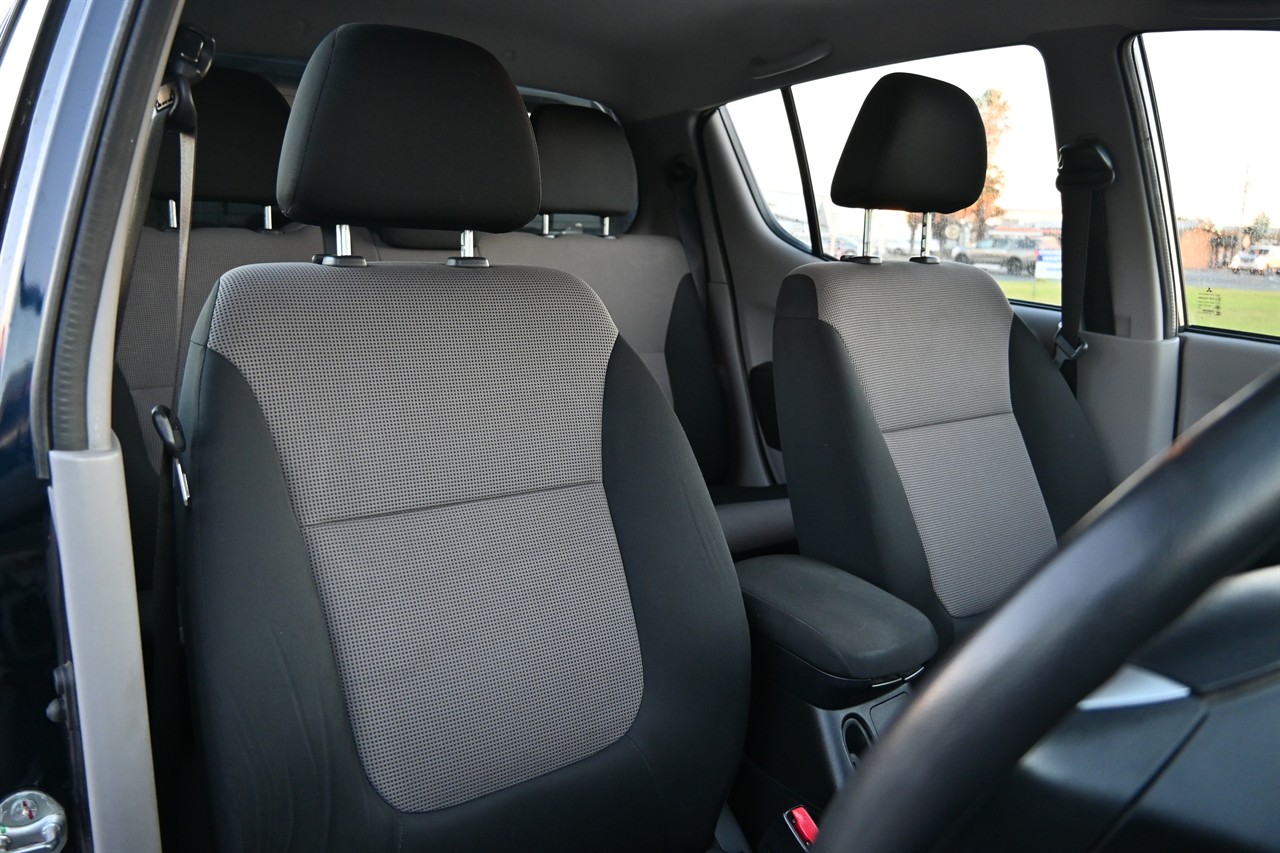 2013 Mitsubishi Triton