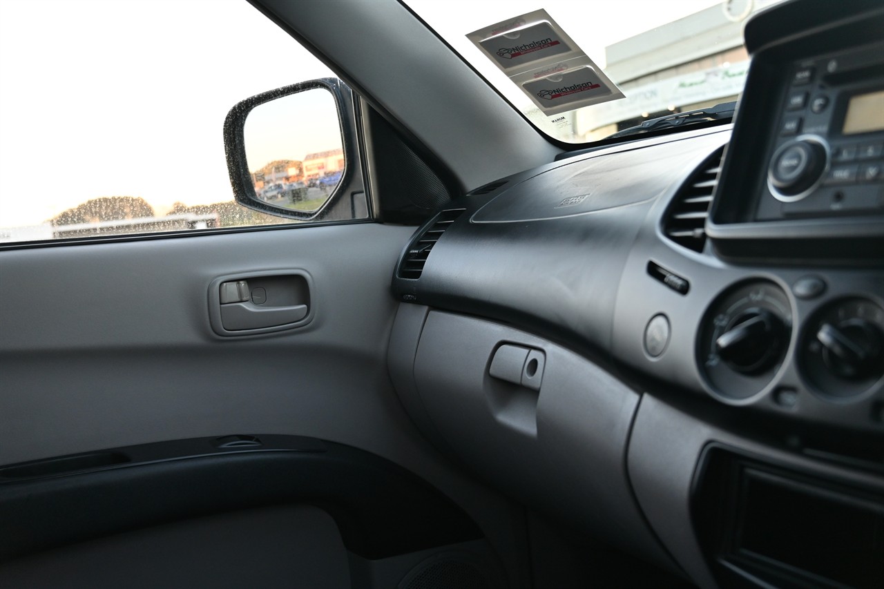 2013 Mitsubishi Triton