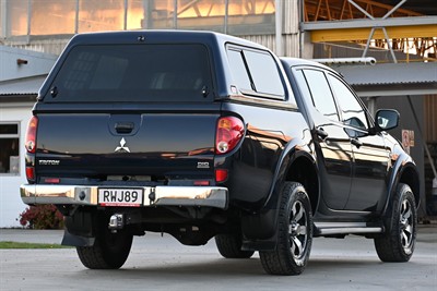 2013 Mitsubishi Triton - Thumbnail