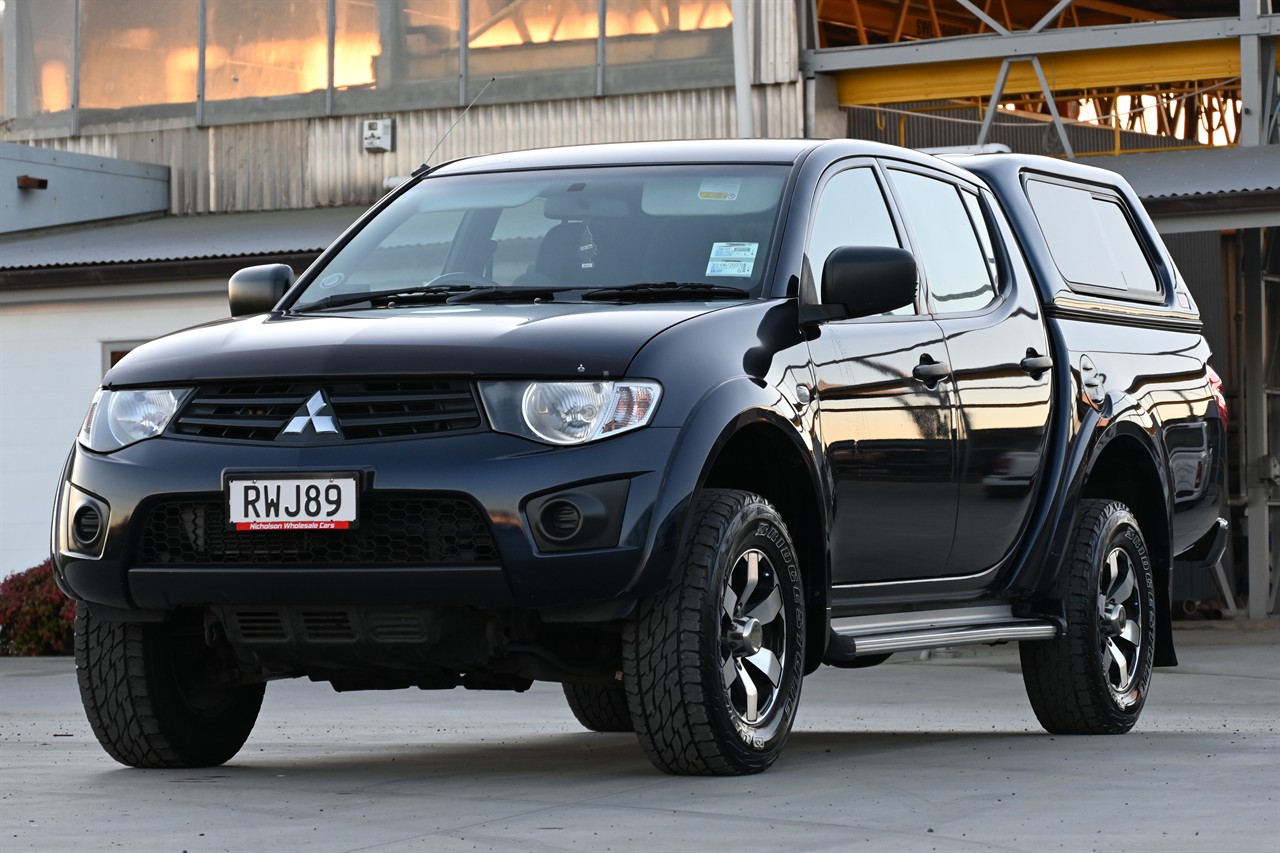 2013 Mitsubishi Triton