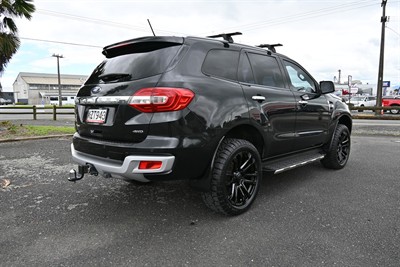 2017 Ford Everest - Thumbnail