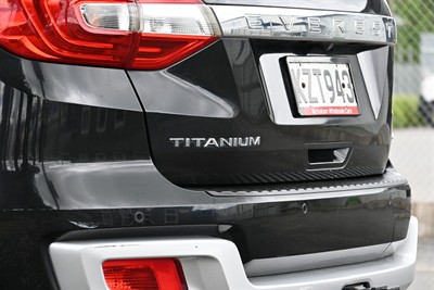 2017 Ford Everest - Thumbnail