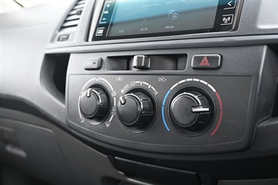 2014 Toyota Hilux - Thumbnail