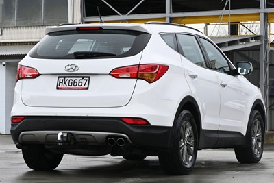 2014 Hyundai Santa Fe - Thumbnail