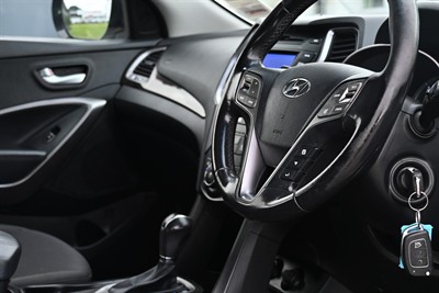 2014 Hyundai Santa Fe - Thumbnail