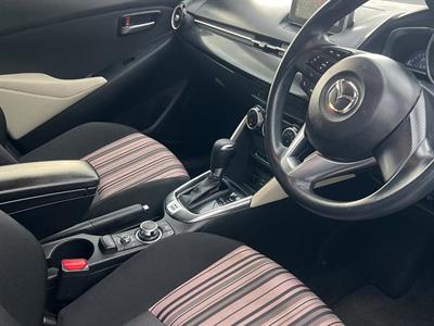 2015 Mazda Demio - Thumbnail