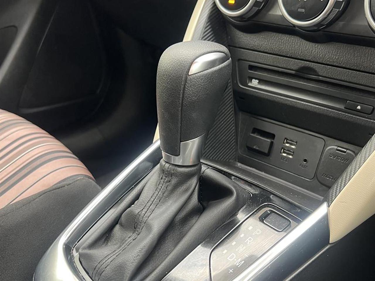 2015 Mazda Demio