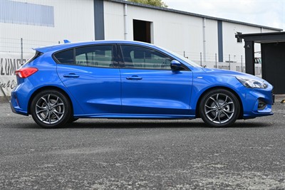 2019 Ford Focus - Thumbnail