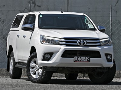 2017 Toyota Hilux - Thumbnail