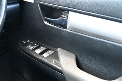 2017 Toyota Hilux - Thumbnail