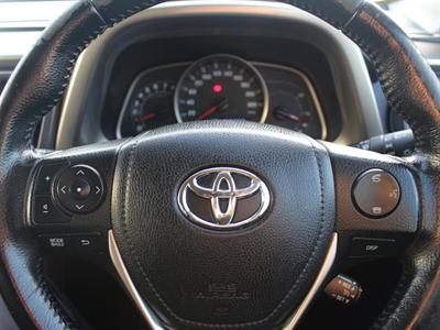 2015 Toyota Rav4 - Thumbnail