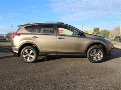 2015 Toyota Rav4 - Thumbnail