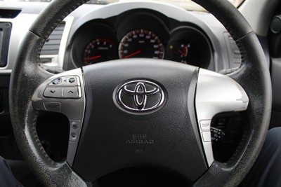 2013 Toyota Hilux - Thumbnail