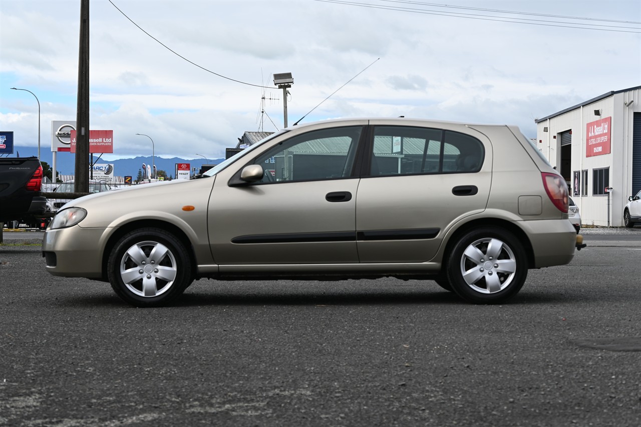 2004 Nissan Pulsar