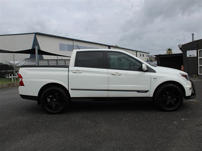 2014 Ssangyong Actyon Sport - Thumbnail