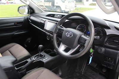 2018 Toyota Hilux - Thumbnail