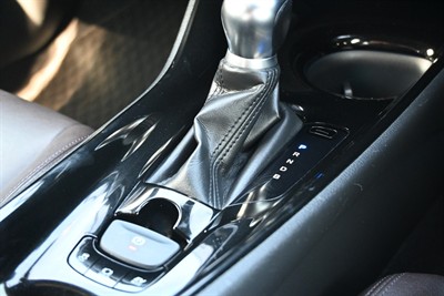 2019 Toyota C-Hr - Thumbnail