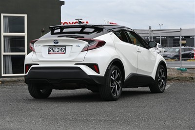 2019 Toyota C-Hr - Thumbnail