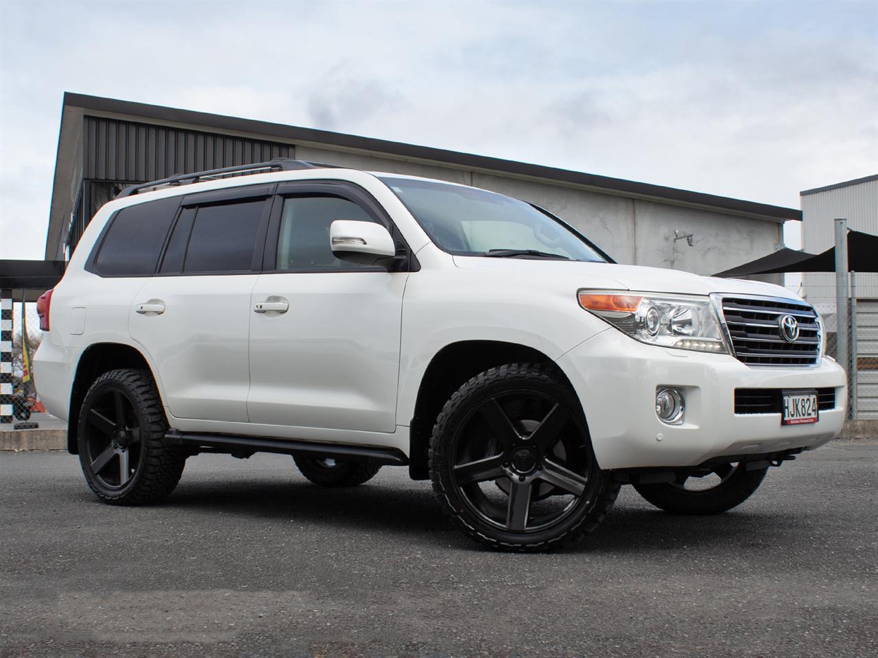 2014 Toyota Landcruiser