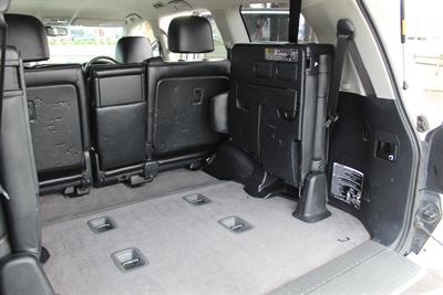 2014 Toyota Landcruiser - Thumbnail