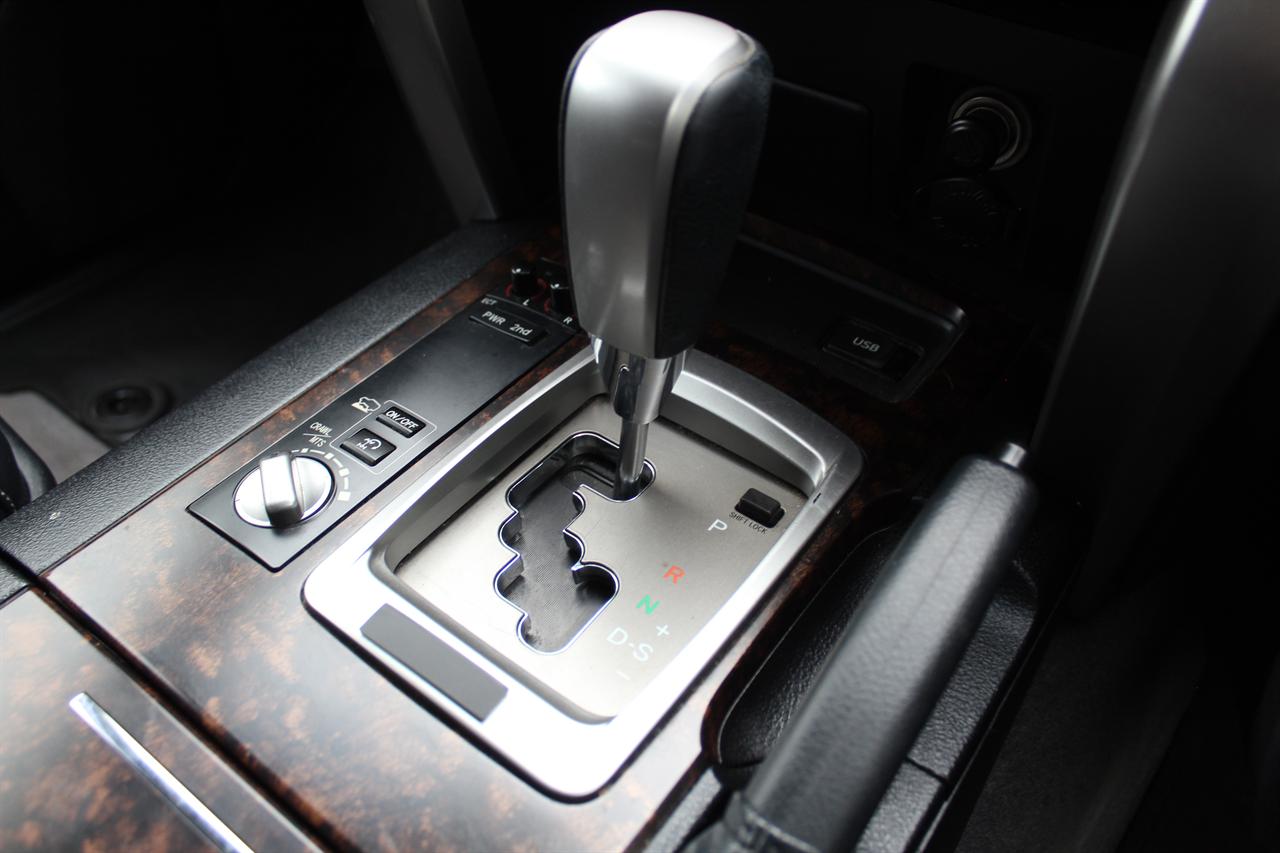 2014 Toyota Landcruiser
