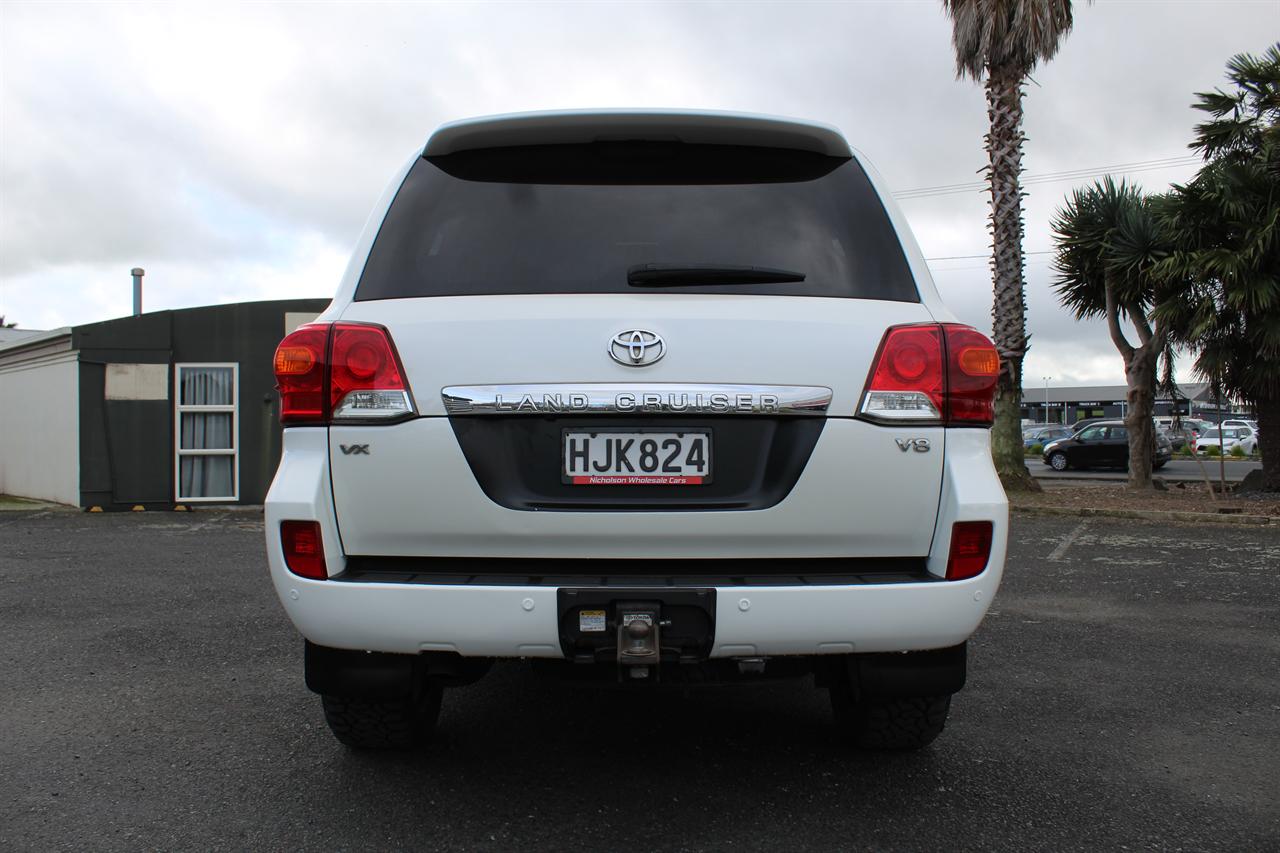 2014 Toyota Landcruiser