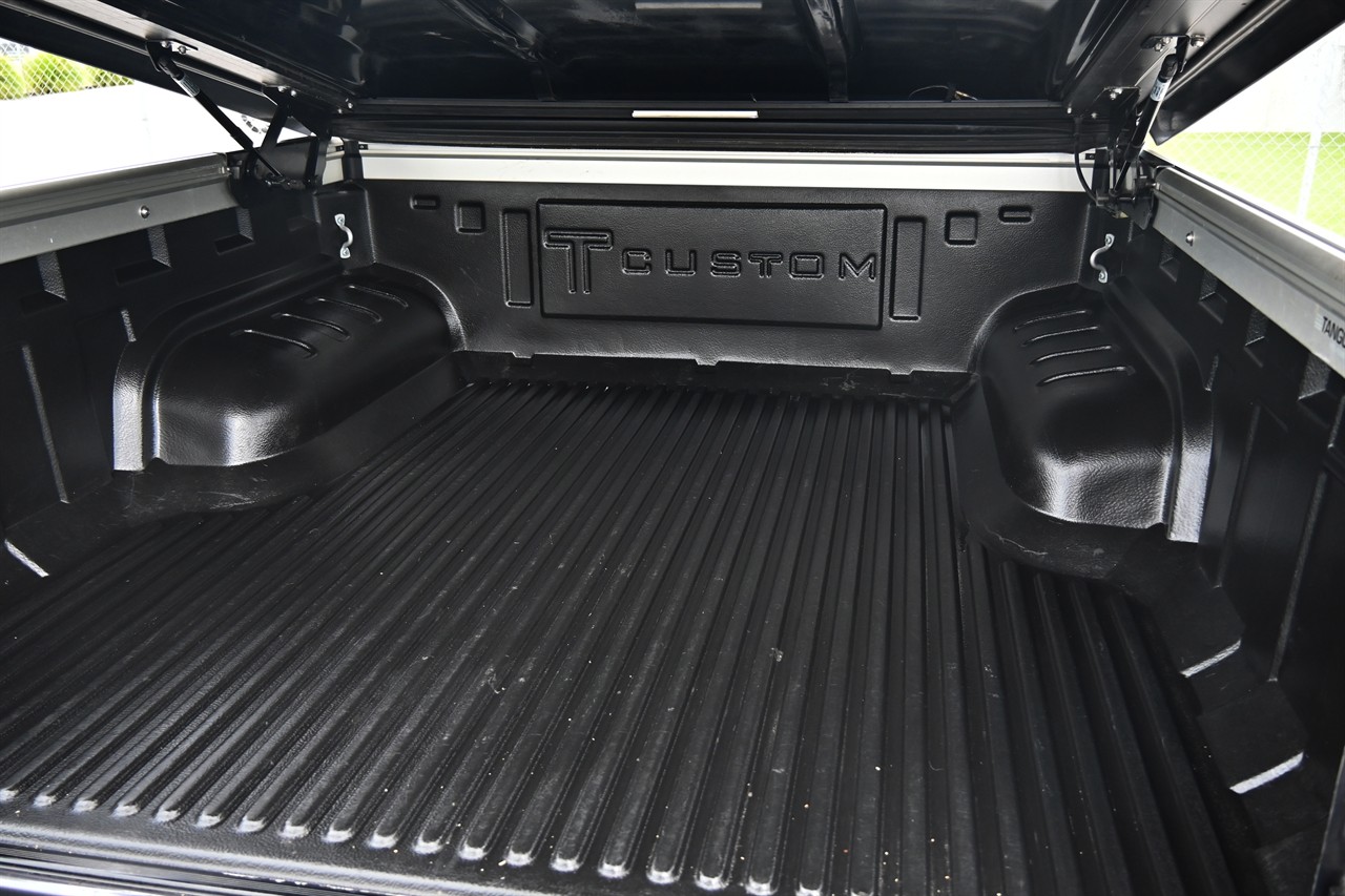 2017 Toyota Hilux