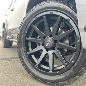 2019 Mitsubishi Pajero Sport - Thumbnail
