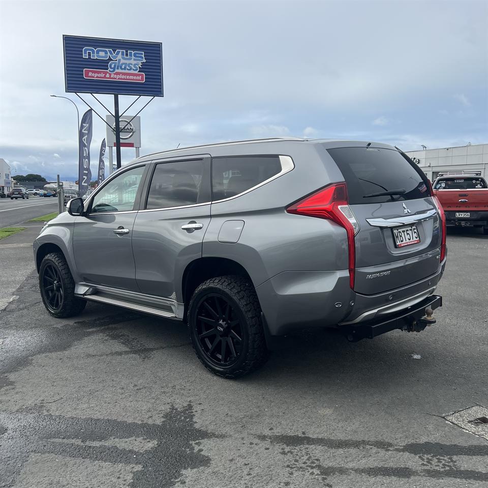 2019 Mitsubishi Pajero Sport
