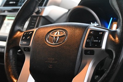 2013 Toyota Landcruiser Prado - Thumbnail