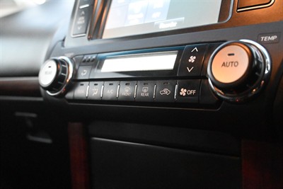 2013 Toyota Landcruiser Prado - Thumbnail