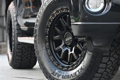 2013 Toyota Landcruiser Prado - Thumbnail