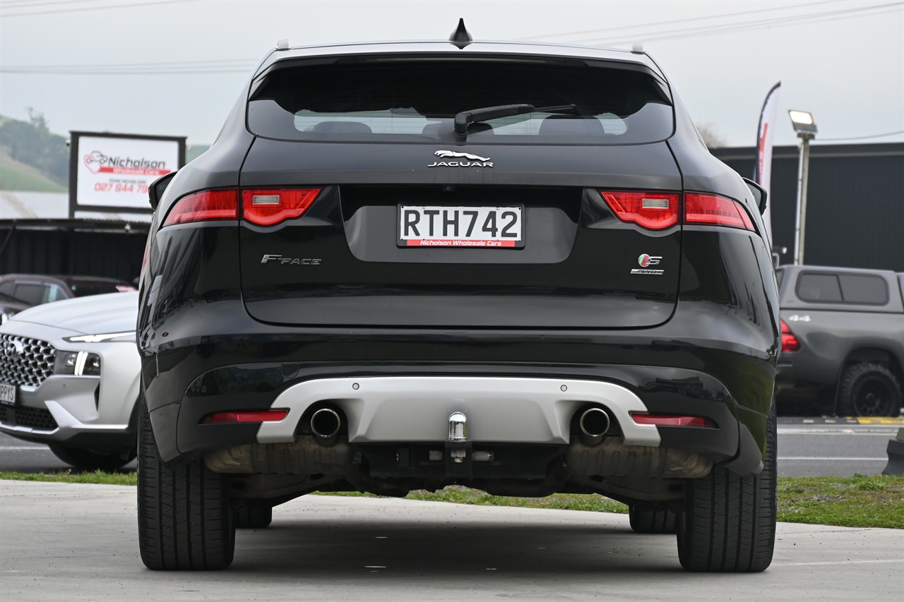 2017 Jaguar F-Pace