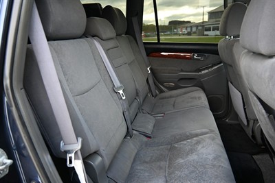 2004 Toyota Landcruiser Prado - Thumbnail