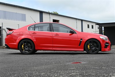 2014 Holden Hsv - Thumbnail