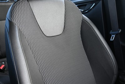 2019 Holden Commodore - Thumbnail