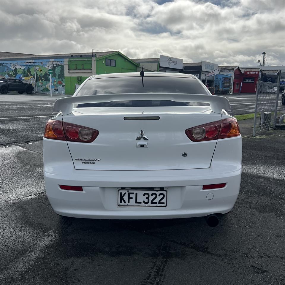2008 Mitsubishi Galant