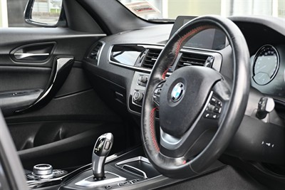 2018 BMW 1 Series - Thumbnail