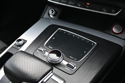 2018 Audi Q5 - Thumbnail