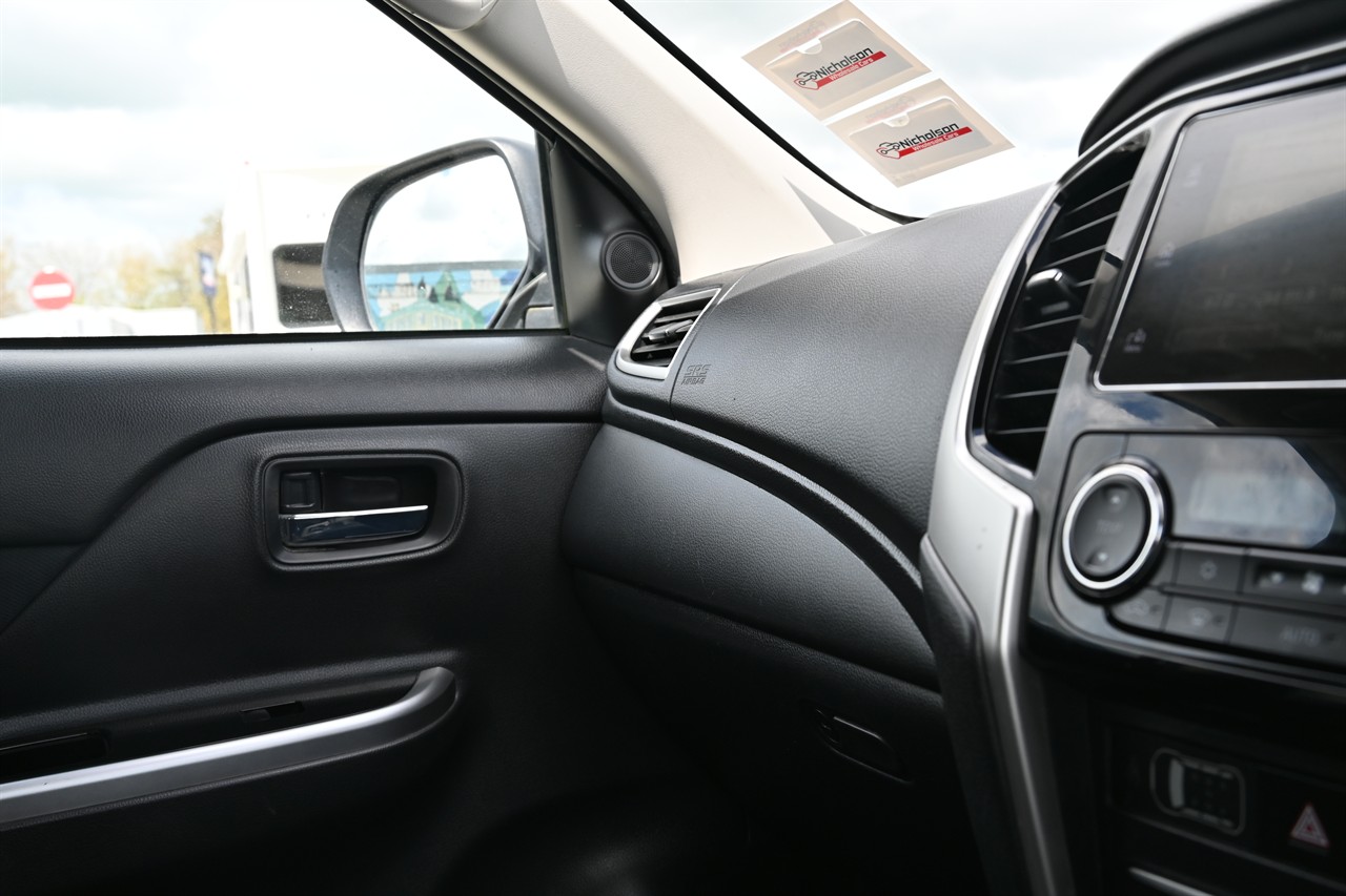 2022 Mitsubishi Triton