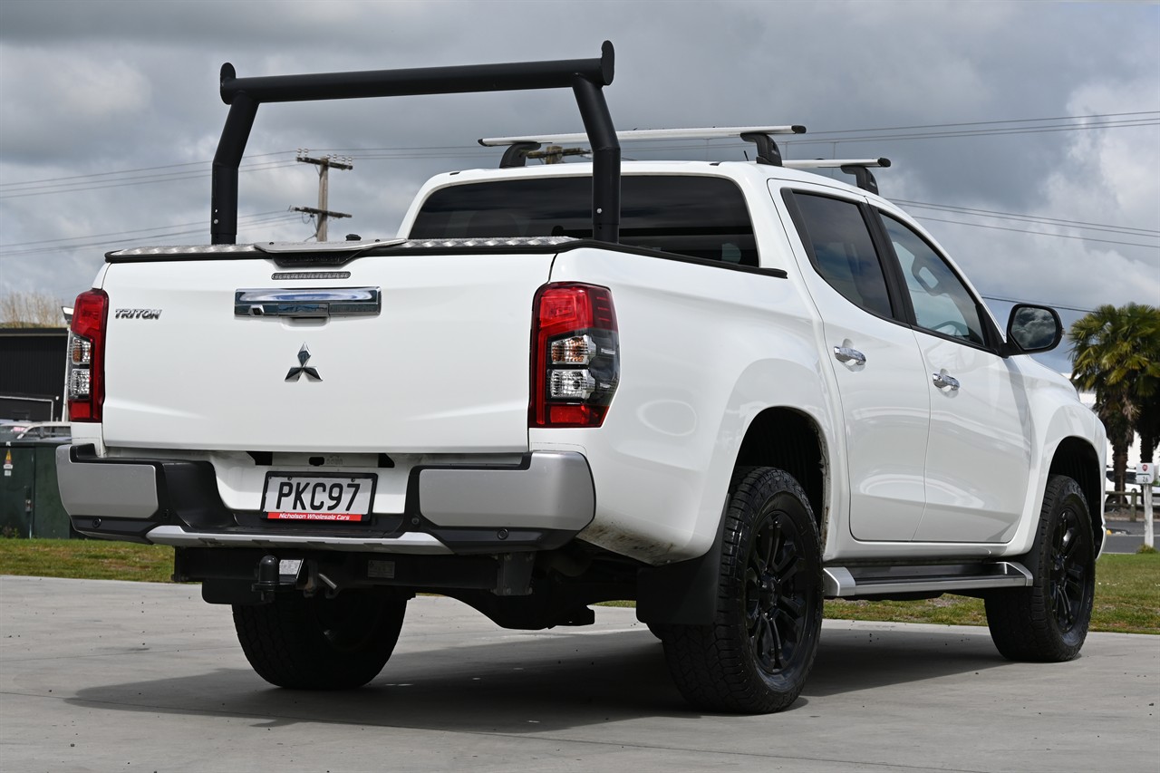 2022 Mitsubishi Triton