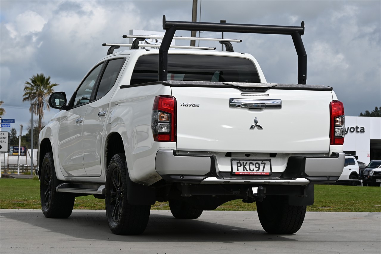 2022 Mitsubishi Triton