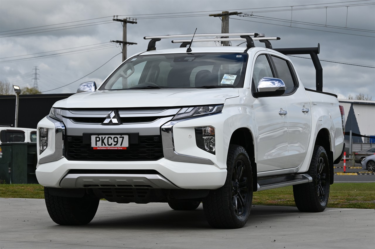2022 Mitsubishi Triton