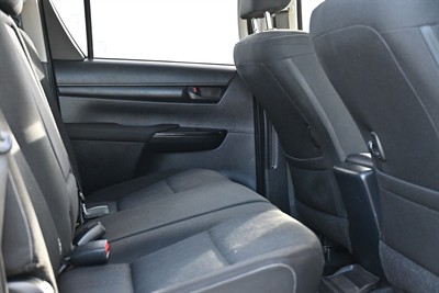 2021 Toyota Hilux - Thumbnail