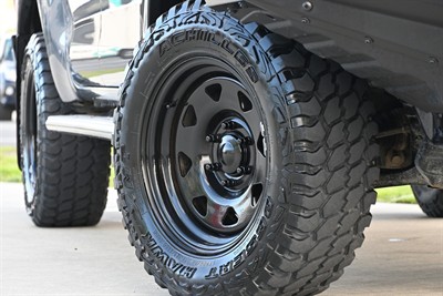 2021 Toyota Hilux - Thumbnail