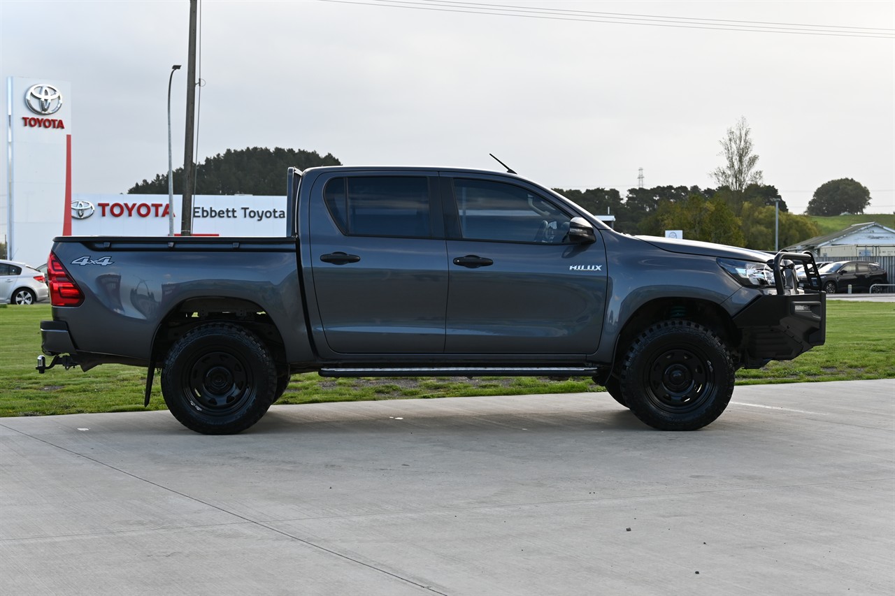 2021 Toyota Hilux