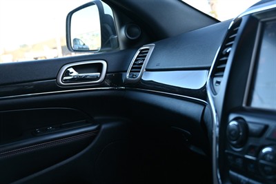2016 Jeep Grand Cherokee - Thumbnail
