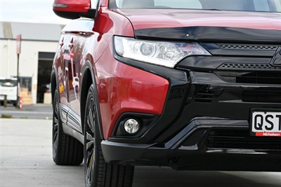 2019 Mitsubishi Outlander - Thumbnail