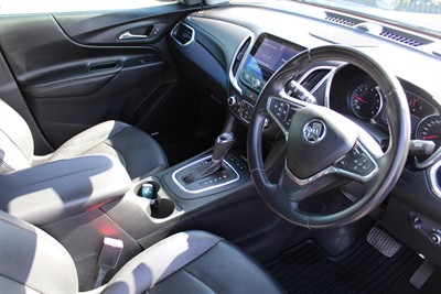 2020 Holden Equinox - Thumbnail