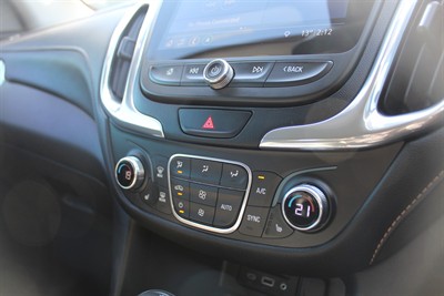 2020 Holden Equinox - Thumbnail